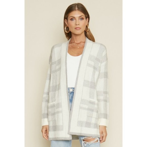 Vici Sweaters - DAYDREAM PLAID POCKETED KNIT CARDIGAN BOUTIQUE